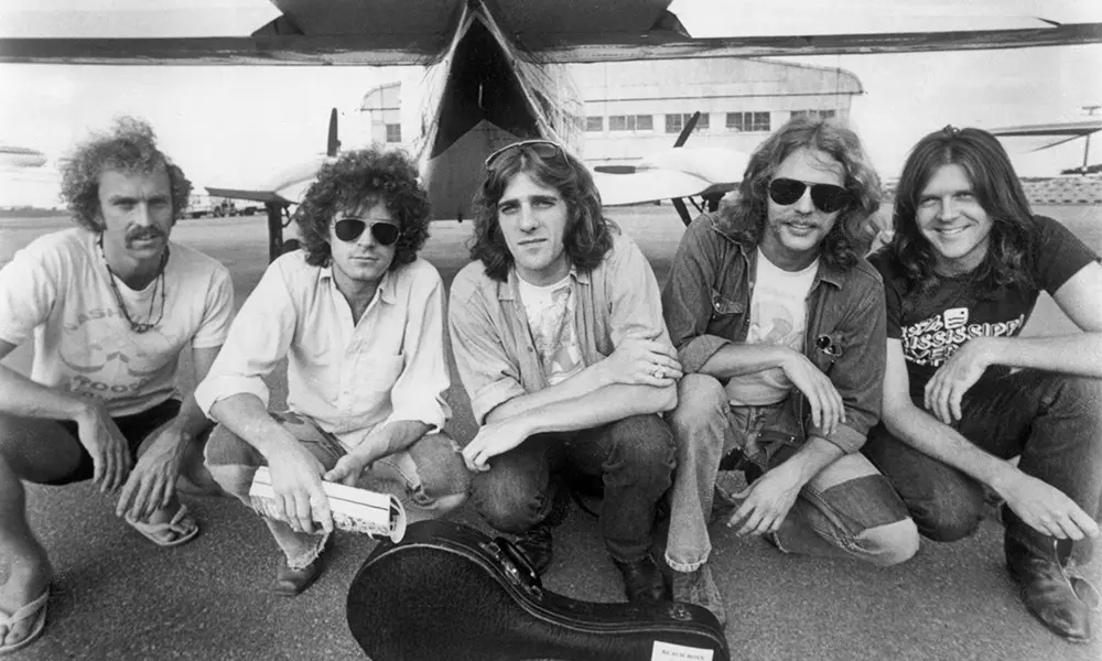 Who Is Glenn Frey? — Five Things To Know About The Late Eagles Founding  Member – Hollywood Life